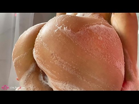 ❤️ Brunette sjálfsfróar kisu með titrara til að fá mikla fullnægingu í sturtu ️ Slúður á is.niceporn-tv.ru ❌